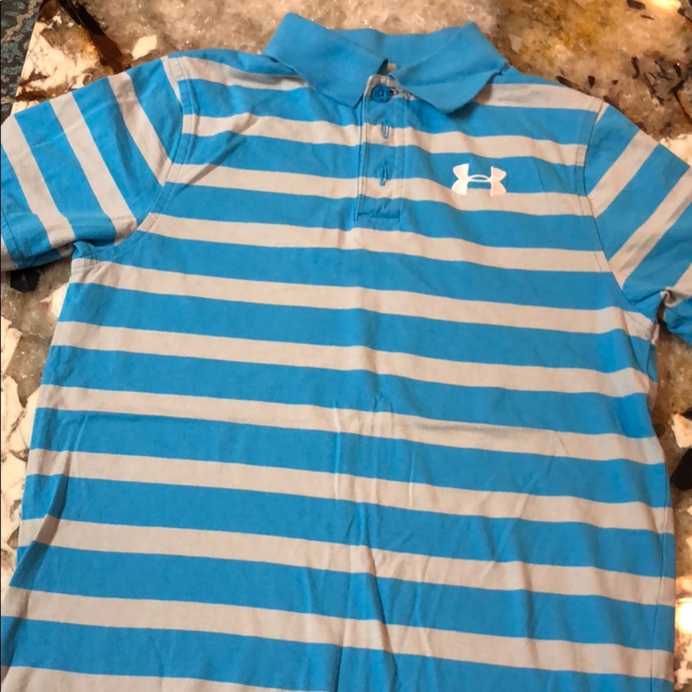 Under Armour golf polo shirt. Boys size YSM